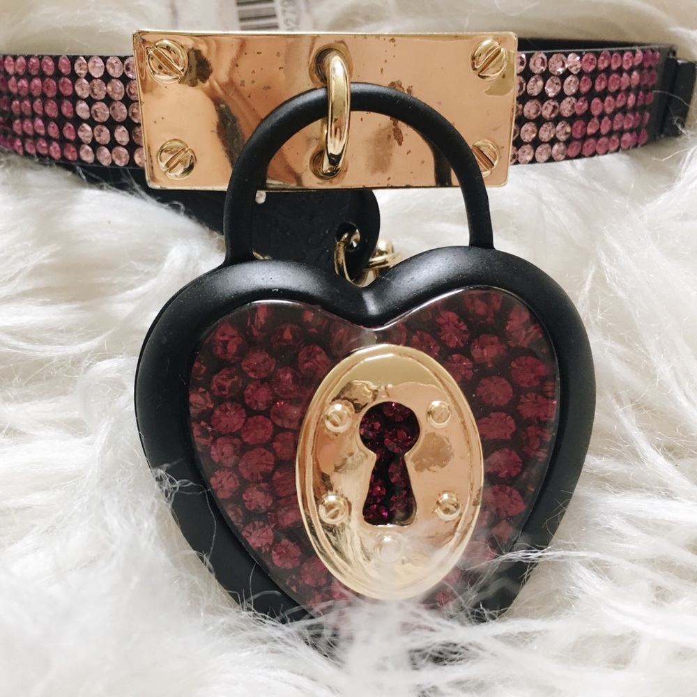 Betsey Johnson Choker
